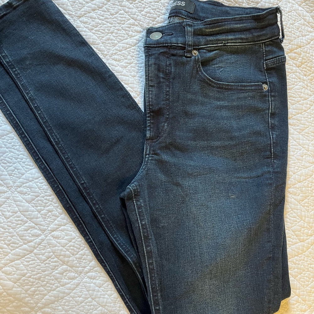 Denim skinny jeans   size 6. Long